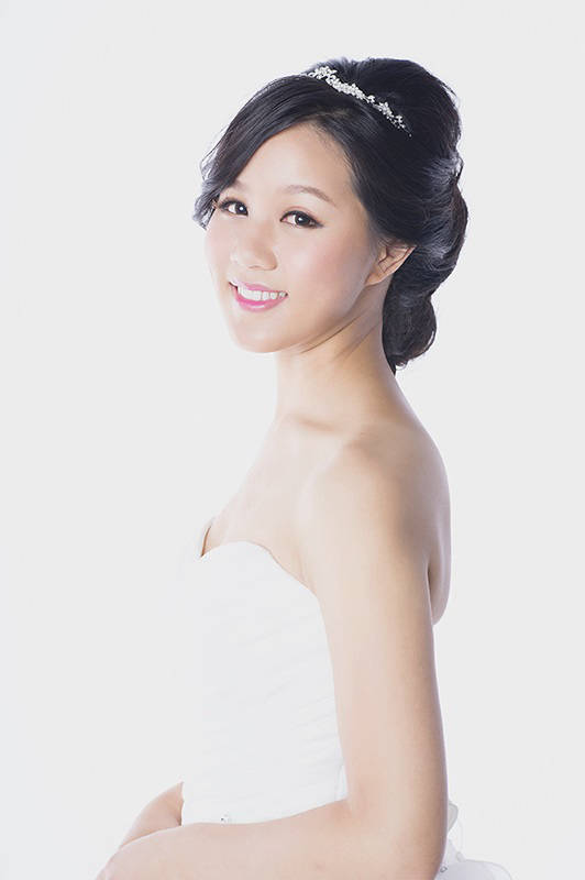 Asian bridal makeup & hair